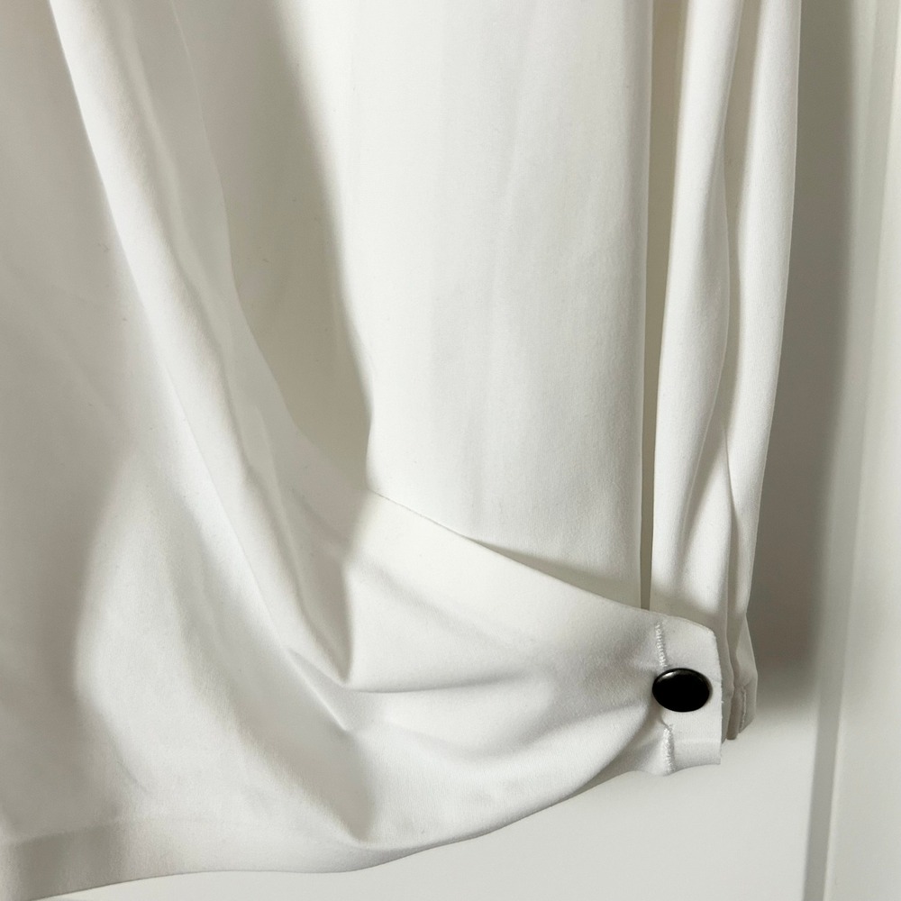 ADAY Thats A Wrap Top White Long Sleeve V-Neck Snap Closure Size M TLS-WHT-66MD - Picture 5 of 8